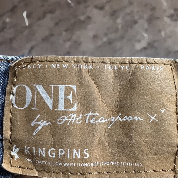 One Teaspoon KINGPINS CROPPED BOYFRIEND JEANS Size 24 - Picture 9 of 9